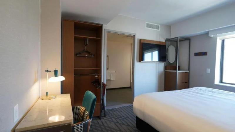 Hampton Inn Long Island City  NY image