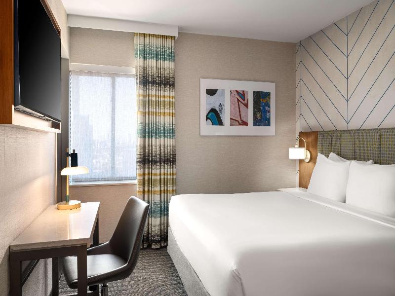 Bed room