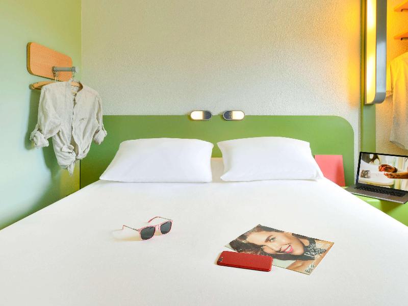 Ibis Budget Clermont Ferrand Sud Aubière image