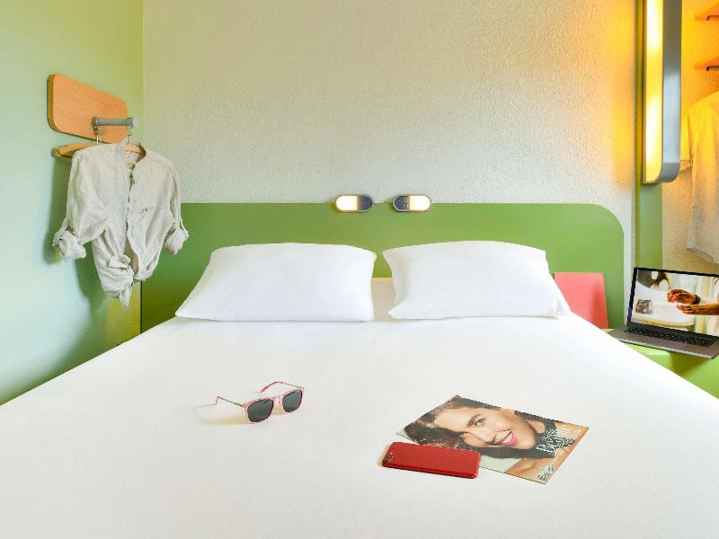 Ibis Budget Clermont Ferrand Sud Aubière image