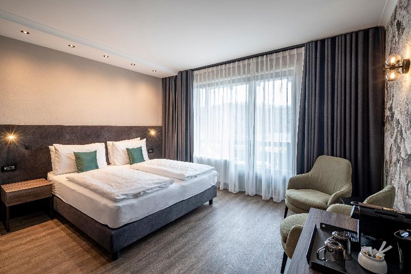 Tirolensis - Luxury All Inclusive image