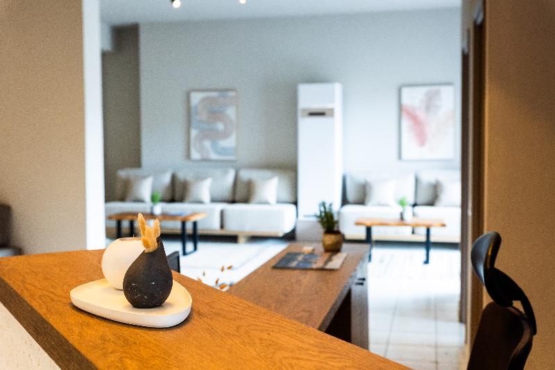 Petra Nera - Image 4