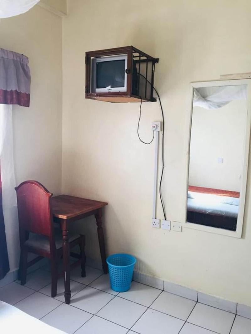 Sir James Hotel image