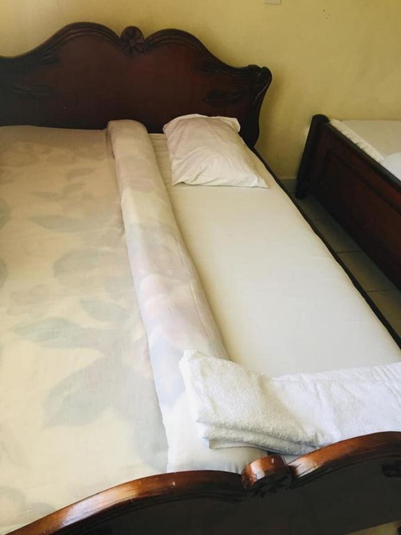 Sir James Hotel image