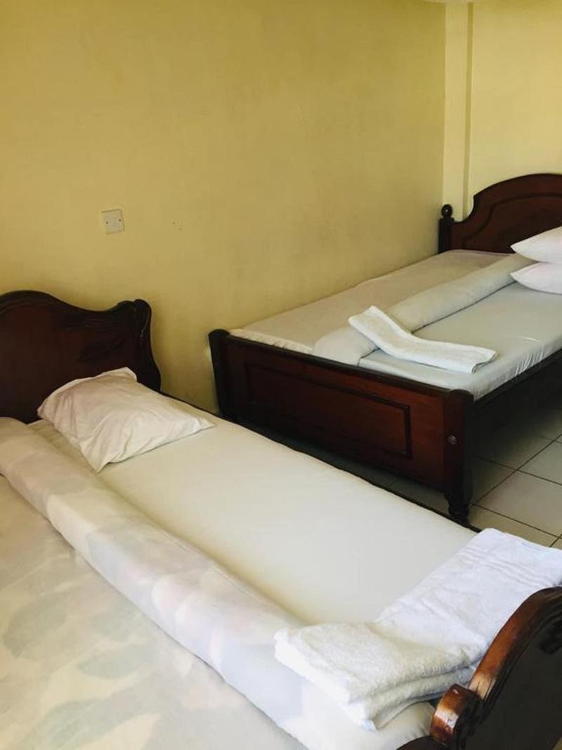 Sir James Hotel image