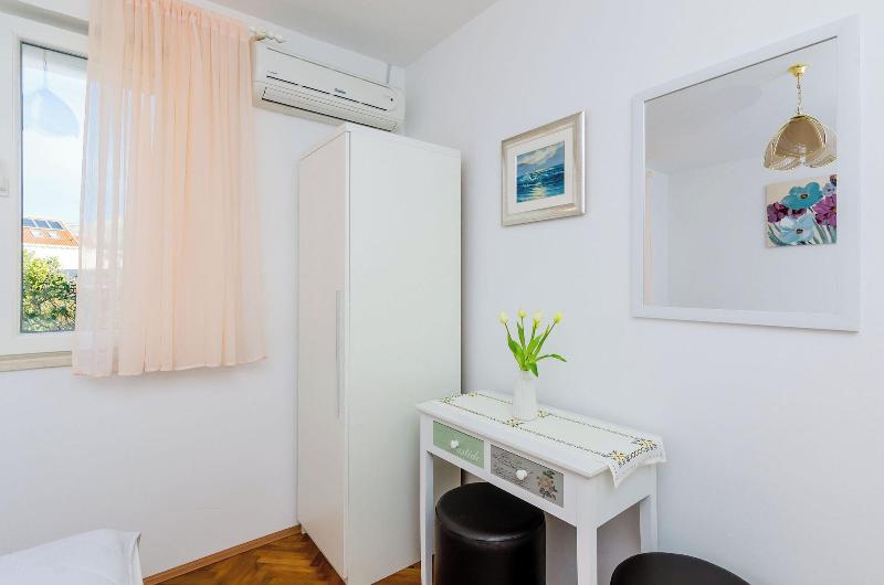 Guest House Vulic image