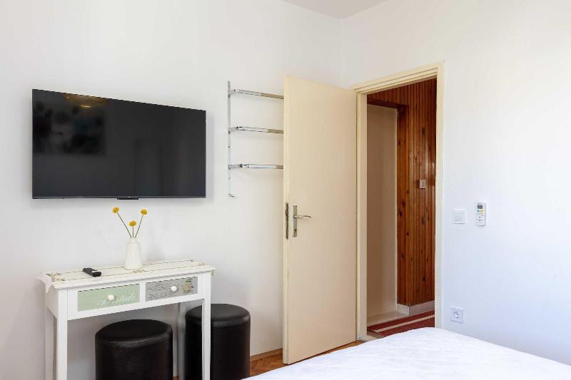 Guest House Vulic image