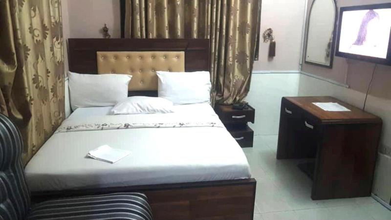 Sena Hotel And Resort image