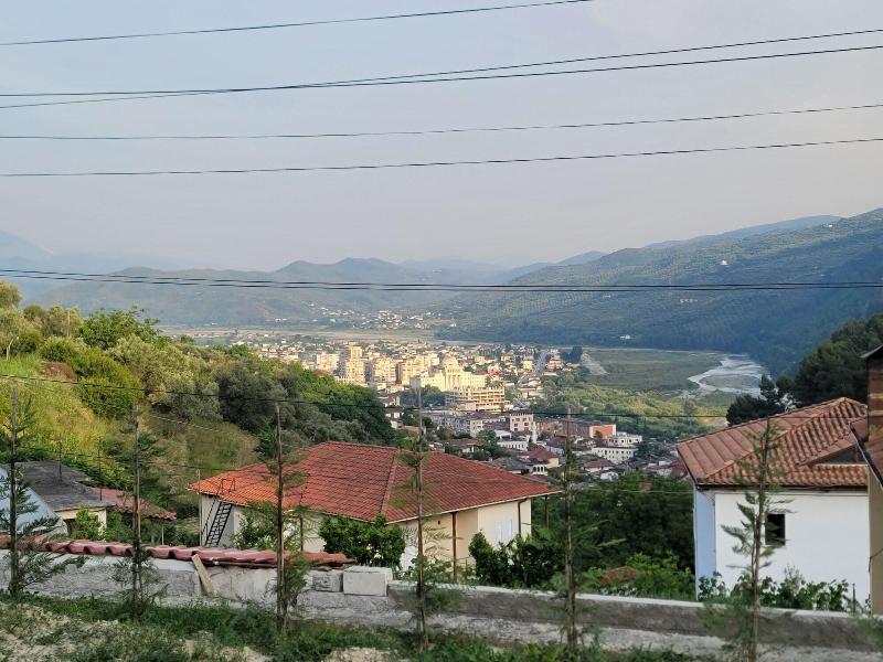 Te Gjyshi (at Grandfather) image