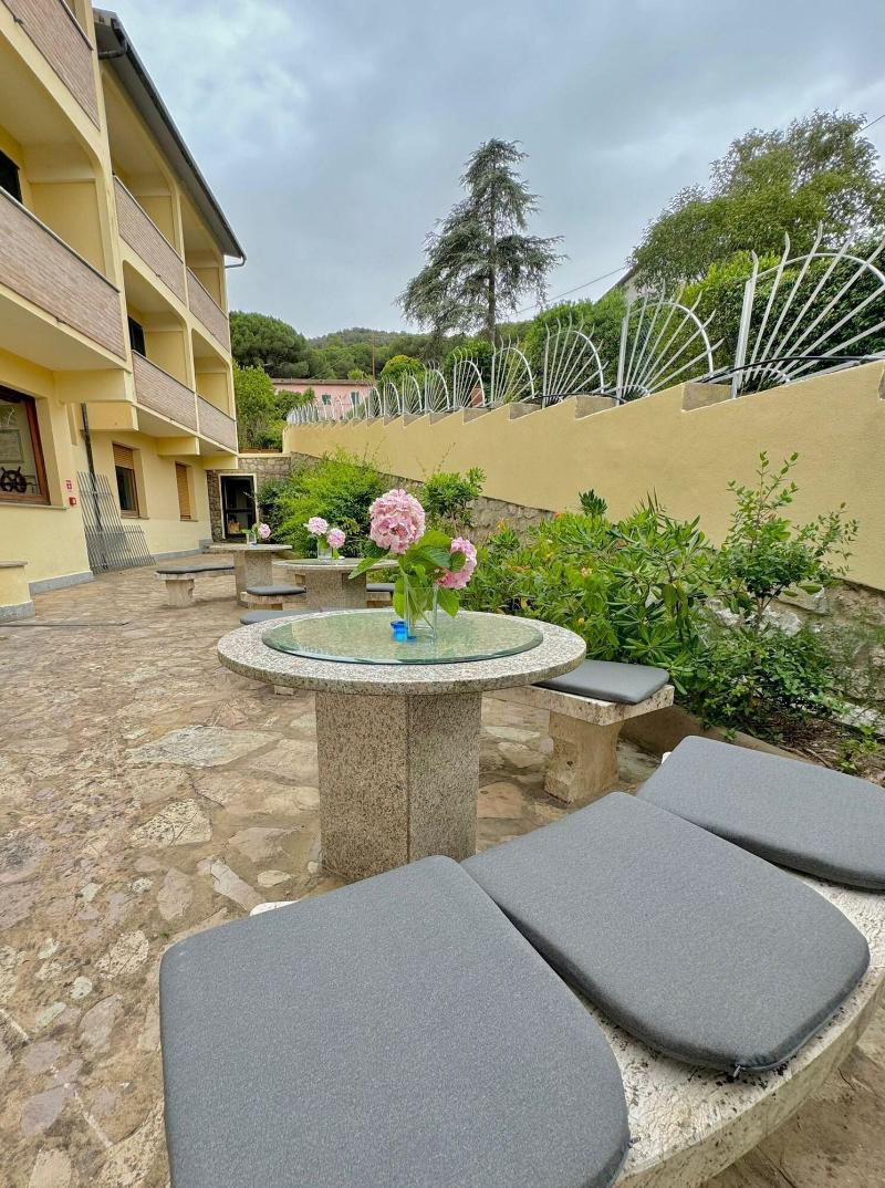 Hotel Fontalleccio image