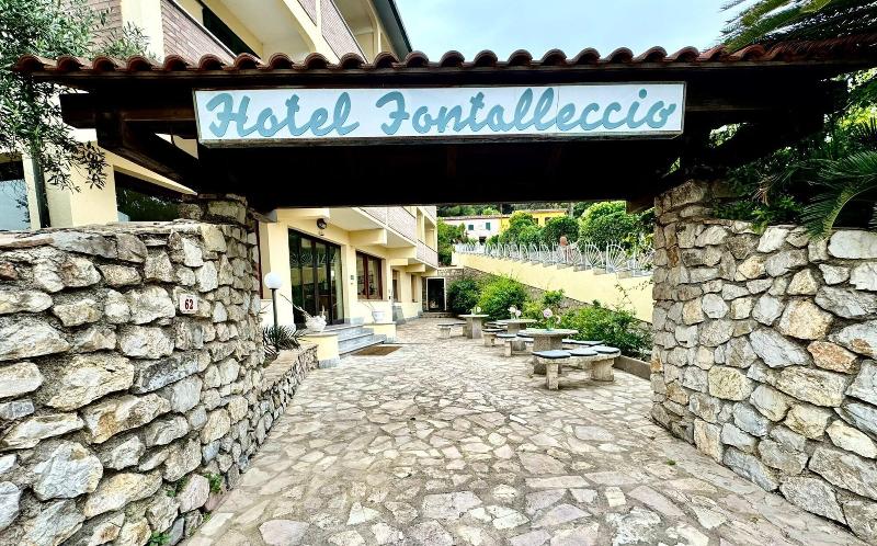 Hotel Fontalleccio image
