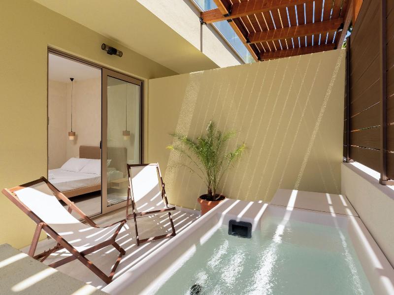 Aã§ai Plant Based Hotel