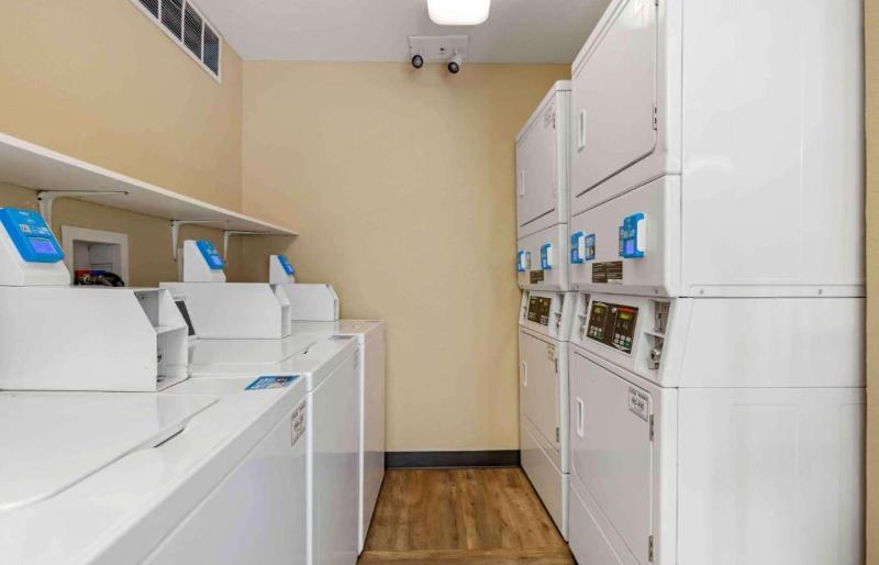 Mainstay Suites Washington Dulles Airport image
