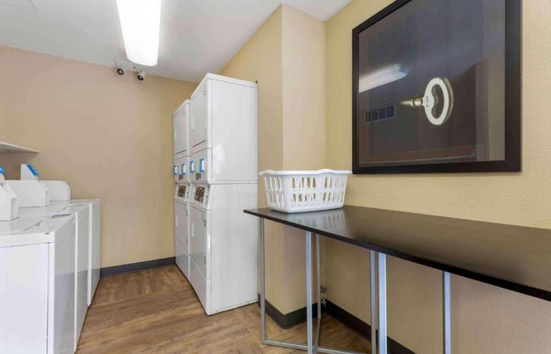 Mainstay Suites Washington Dulles Airport image