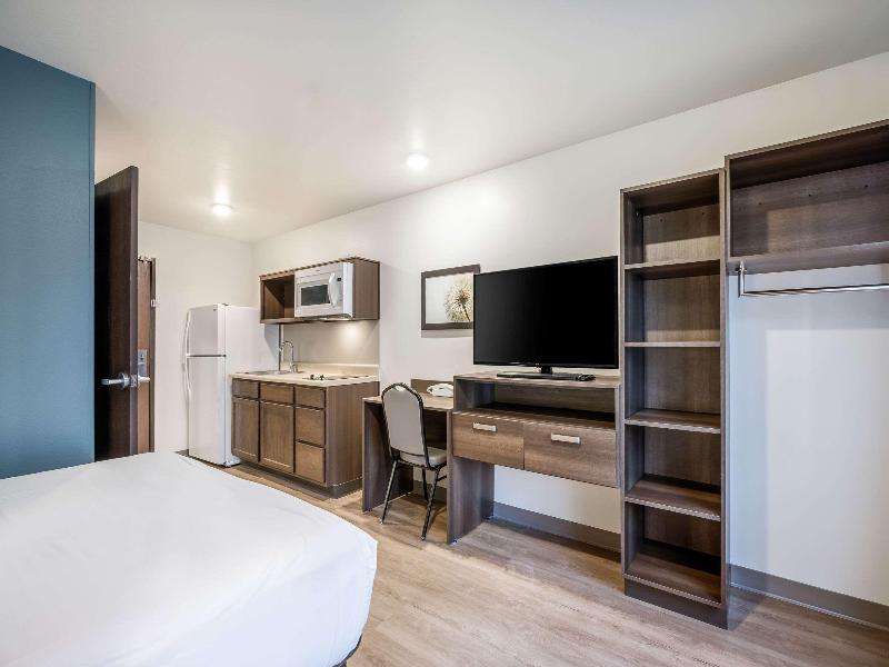 Woodspring Suites Gurnee - Chicago image