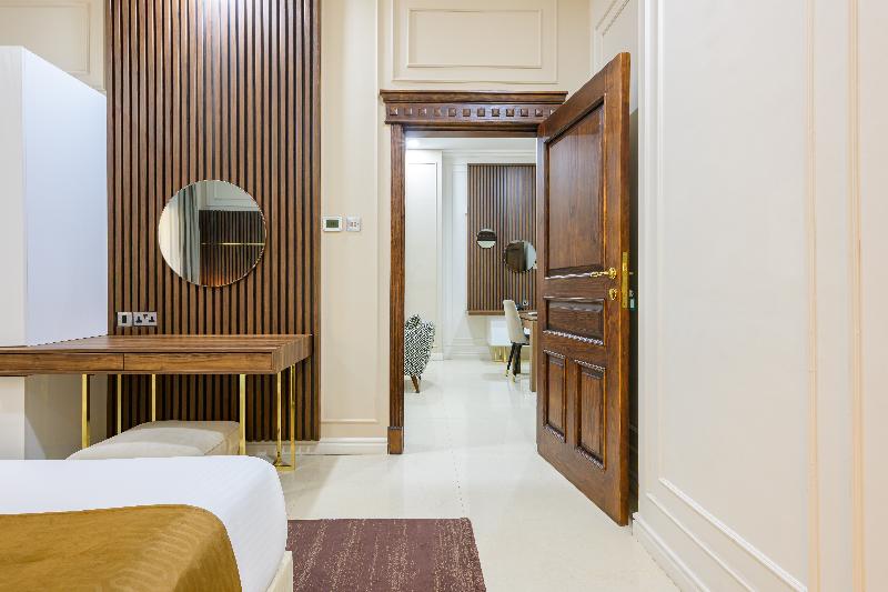 Abraj INN Royal 2 image