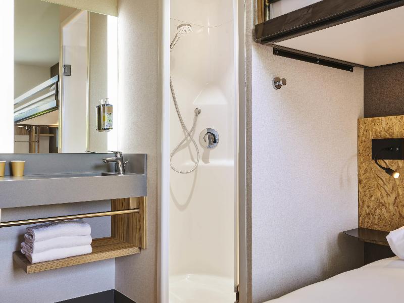 Ibis Budget Paris Porte De La Chapelle-Aréna image
