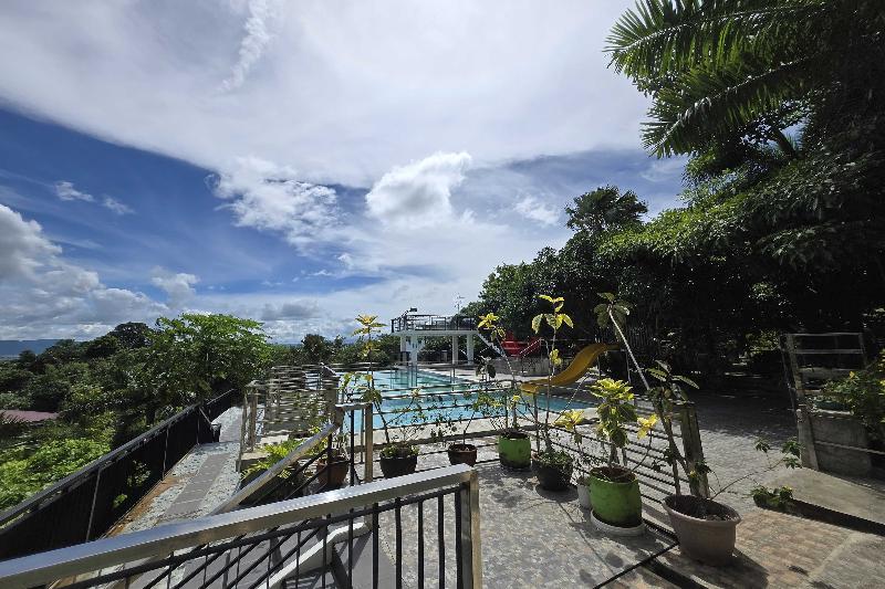 Amazing View Mountain Resort Laguna By Zuzu image