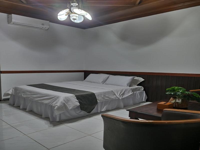Domore Life Style Hotel And Cafe image