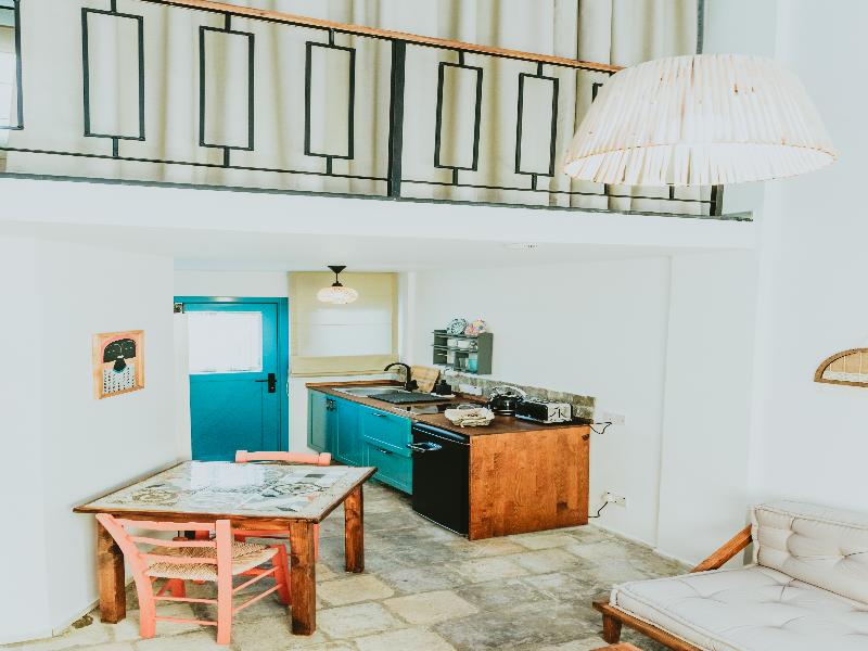 Sunside Inn Hotel Kyrenia image