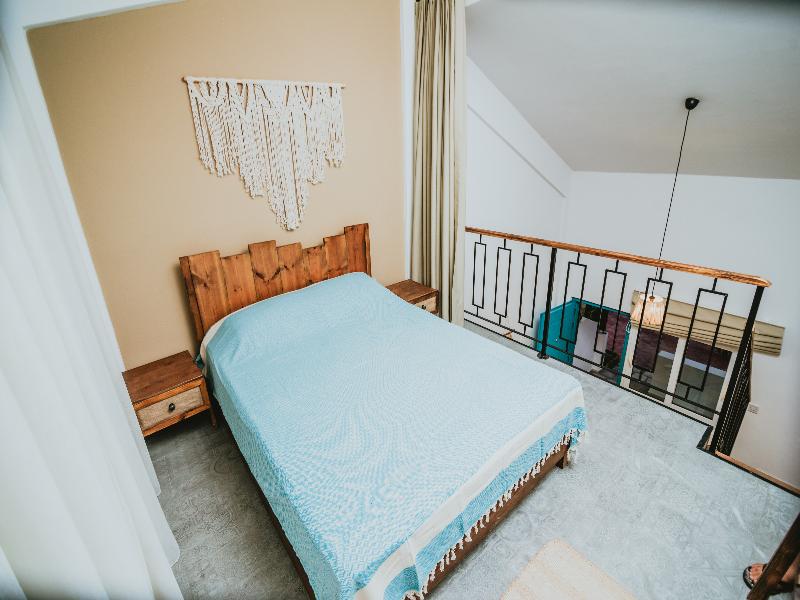 Sunside Inn Hotel Kyrenia image