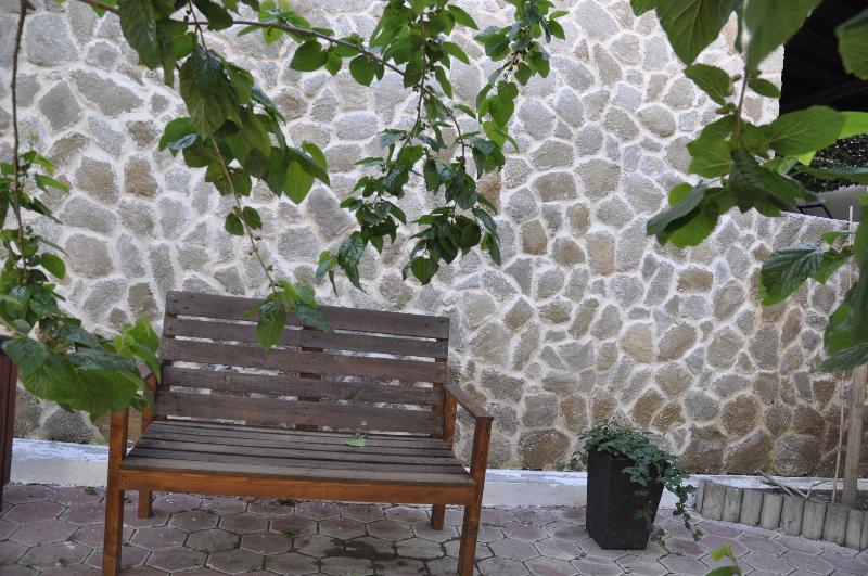 Sunside Inn Hotel Kyrenia image