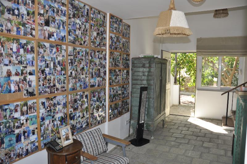 Sunside Inn Hotel Kyrenia image