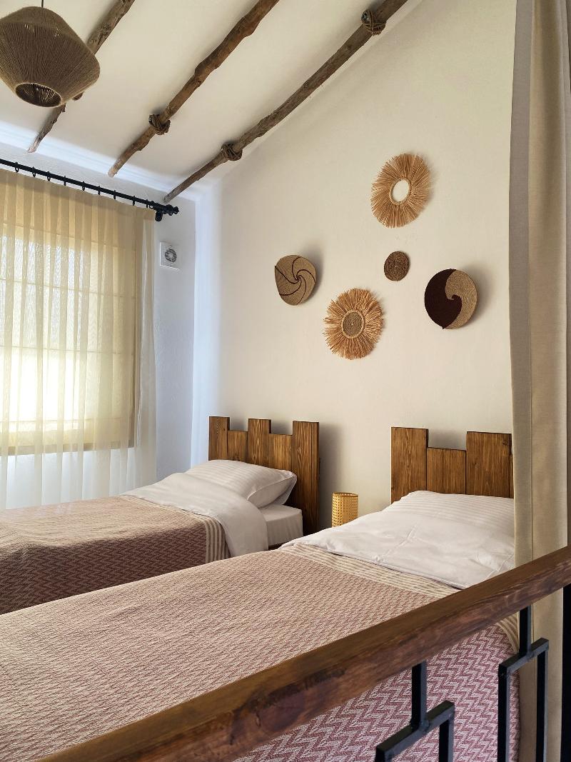 Sunside Inn Hotel Kyrenia image
