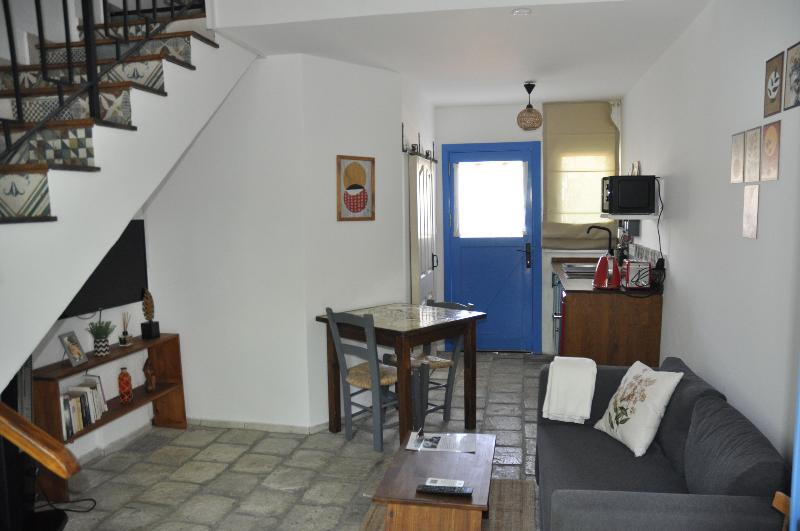 Sunside Inn Hotel Kyrenia image