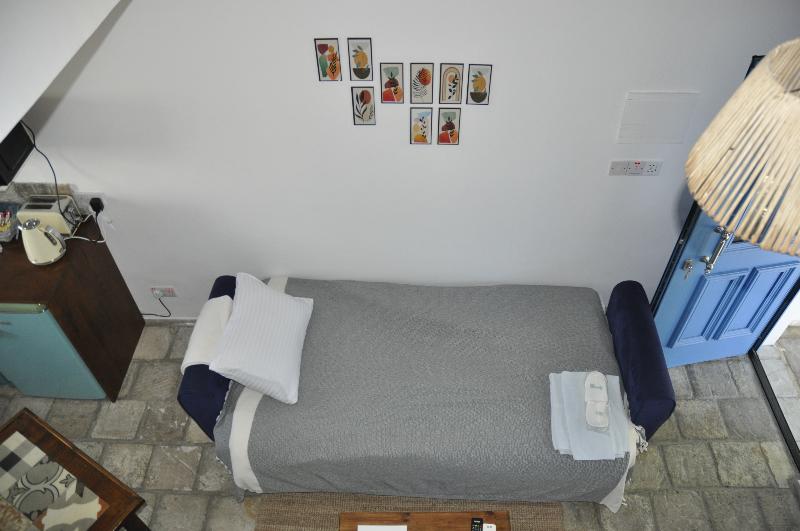 Sunside Inn Hotel Kyrenia image