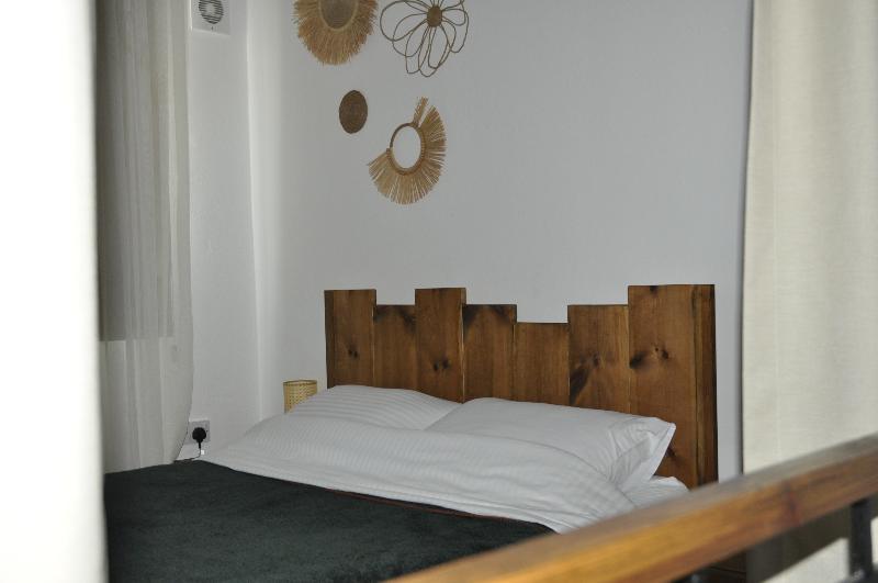 Sunside Inn Hotel Kyrenia image