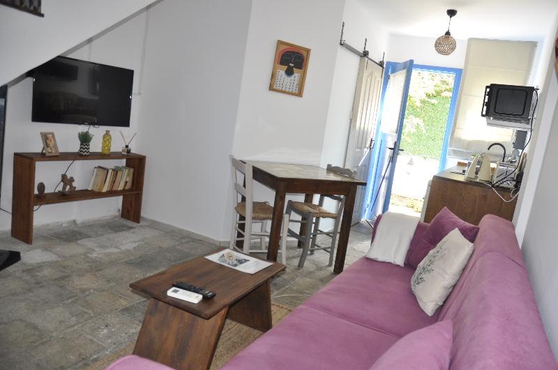 Sunside Inn Hotel Kyrenia image
