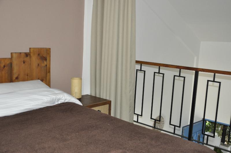 Sunside Inn Hotel Kyrenia image