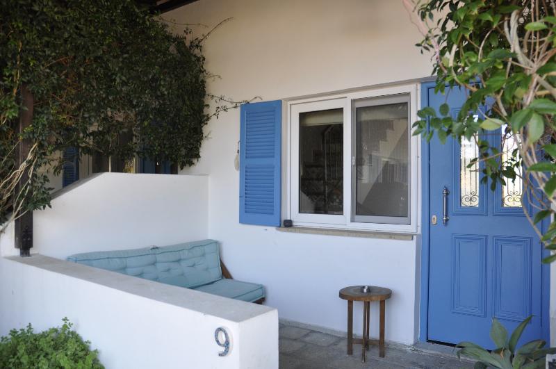 Sunside Inn Hotel Kyrenia image