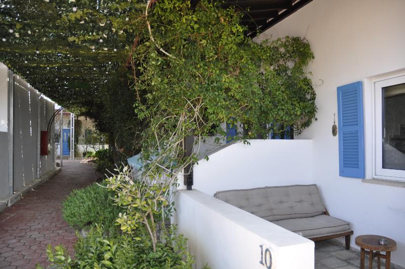 Sunside Inn Hotel Kyrenia image