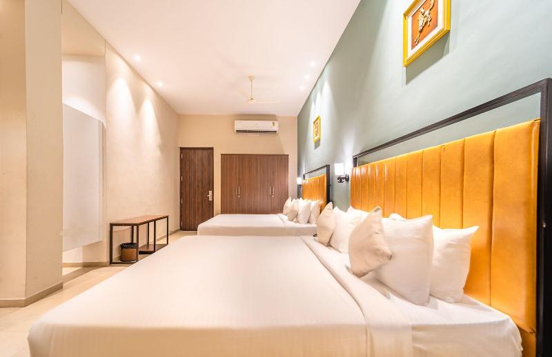 DOUBLE SUPERIOR WITH DOUBLE BED