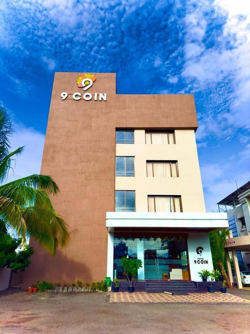Hotel 9 Coin image