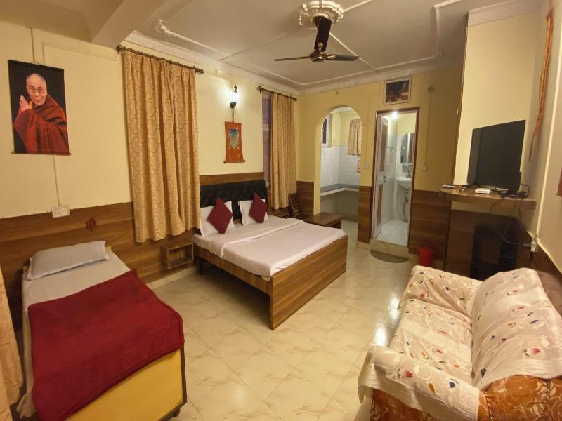 Hotel Ekant Lodge image