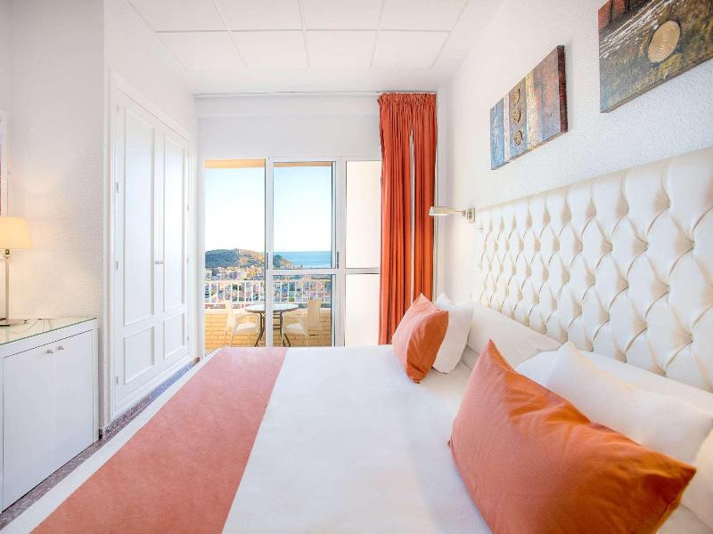 Ramada Resort By Wyndham Puerto De Mazarron image
