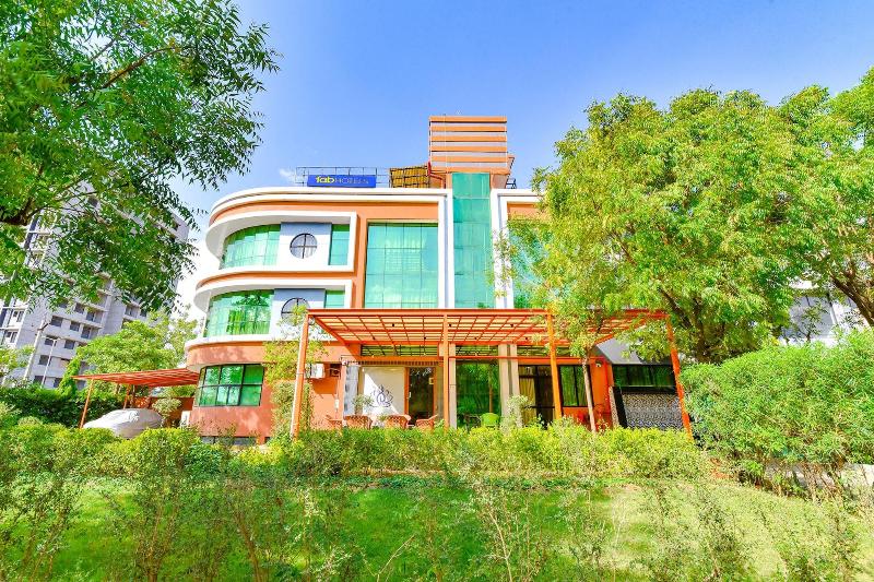 Fabhotel Siddharth Corporate image