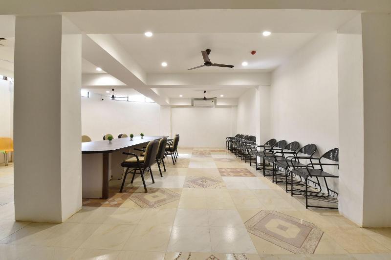 Fabhotel Siddharth Corporate image