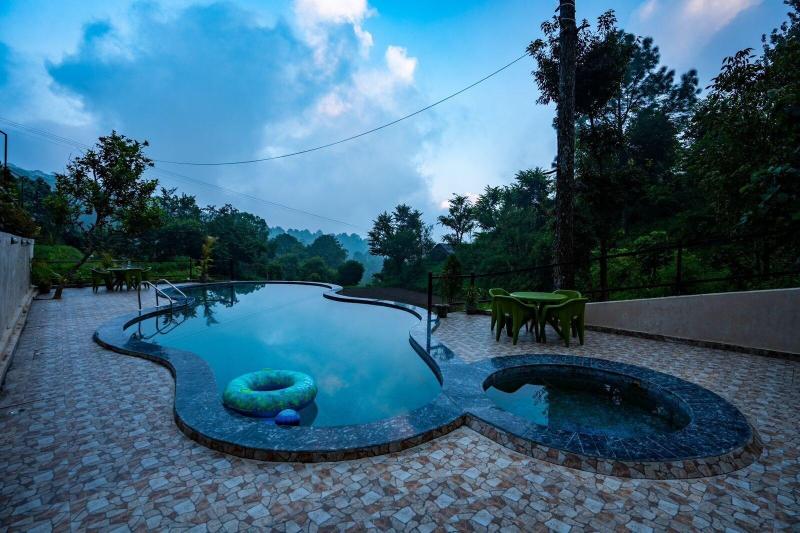 Paradise Pool By Beyond Stay image