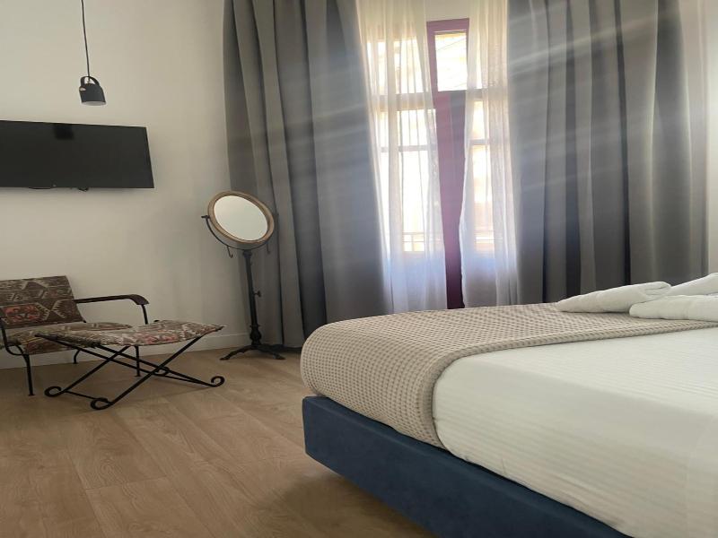 The Maroon Bottle Luxury Suites