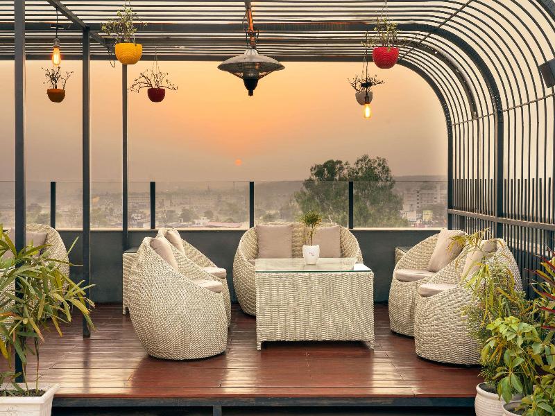 Clarion Hotel Dehradun image