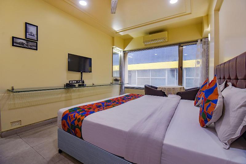Fabhotel Sr Wakad image