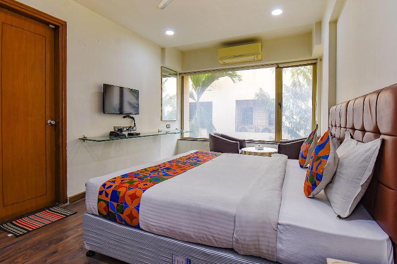 Fabhotel Sr Wakad image