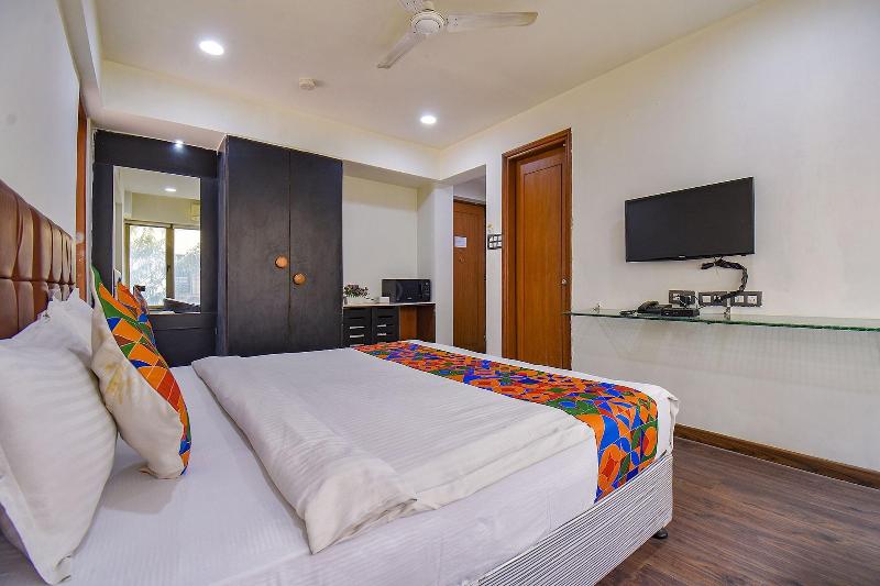 Fabhotel Sr Wakad image
