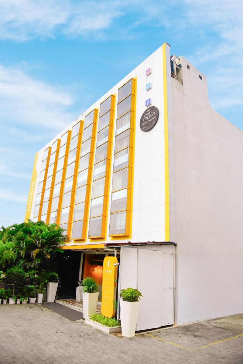 Bloom Hotel - Gachibowli