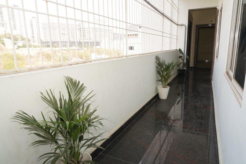 Hotel Royal Suites And Rooms — general view
