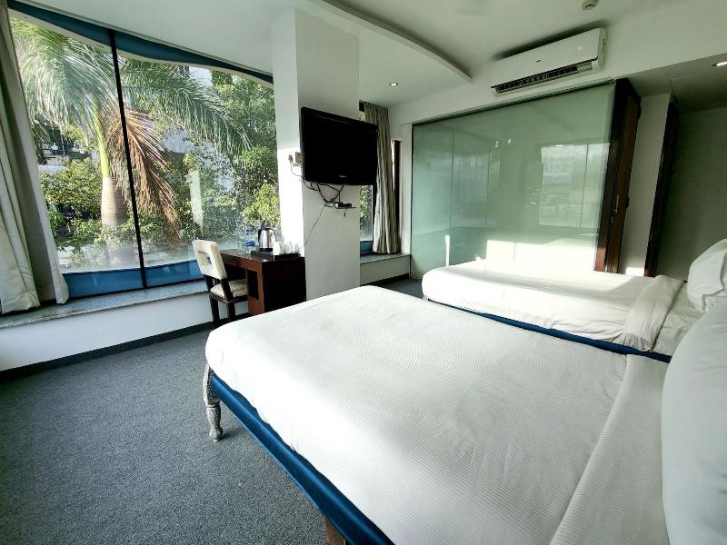 The Sky Imperial Hotel Yahvi image